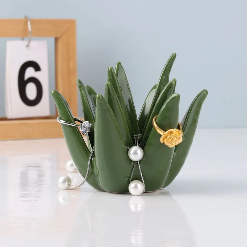 Green Aloe Vera Ring Ceramic Storage Tray, Jewelry Display Stand Creative Dressing Table Ins Storage Tray