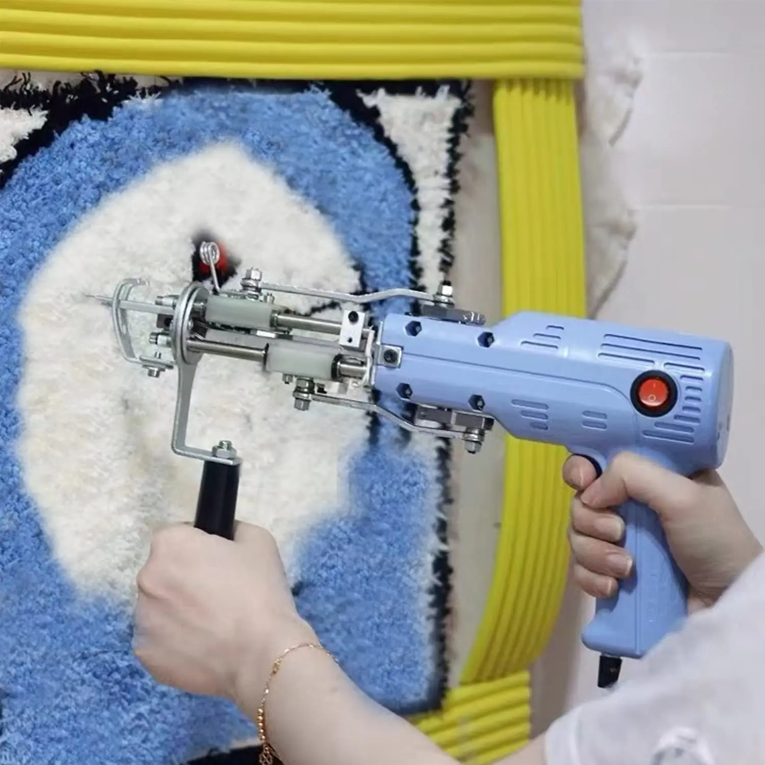 Imagem -02 - Nova Atualização Tufting Gun em Rug Gun Cut Pile e Loop Pile Electric Carpet Rug Gun Rug Maker Machine para Faça Você Mesmo Lover