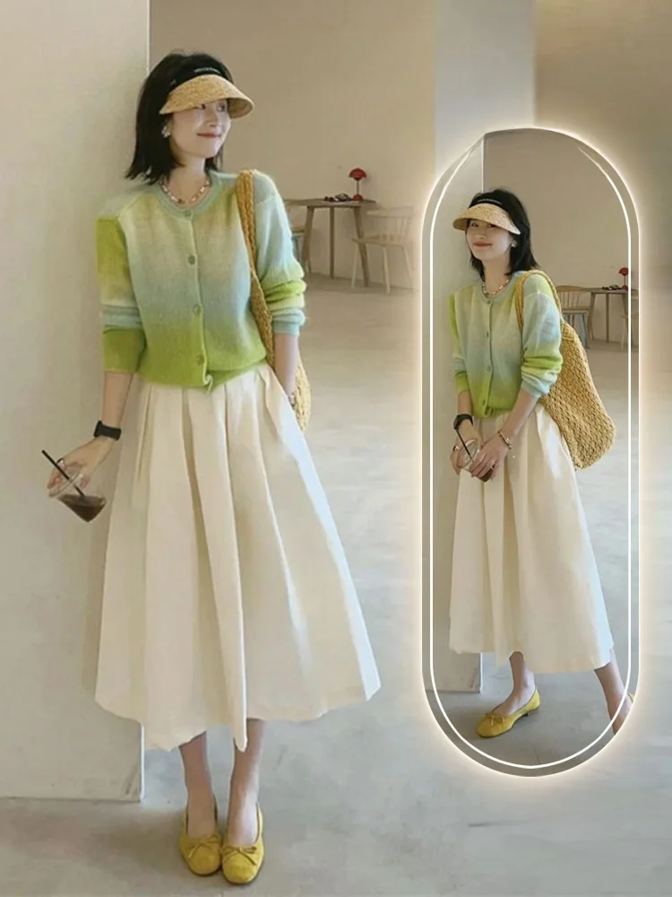 

Korean Style Gradient Color Sweater Jacket And Skirt Set plus Size Fashion Spring Outfit High Waist A-Line Skirt