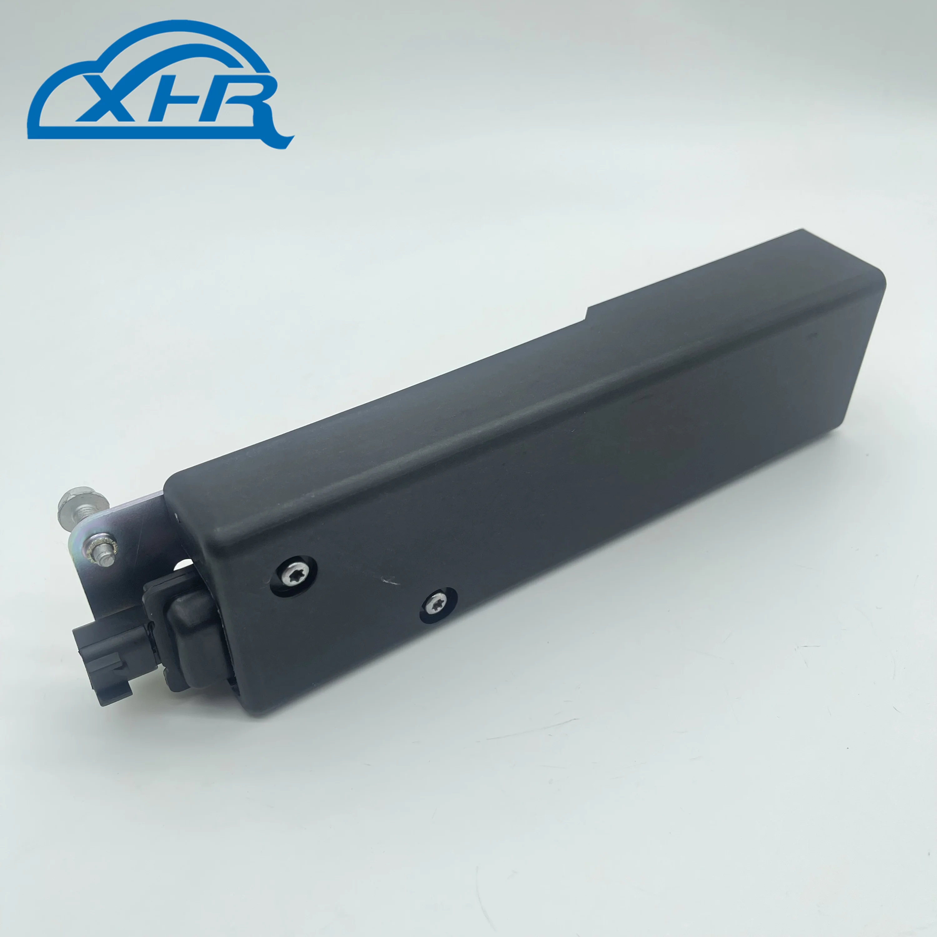 랜드로버 디스커버리 3 및 4 용 상단 뒷문 잠금 액추에이터, 2004-2018 FUG500010