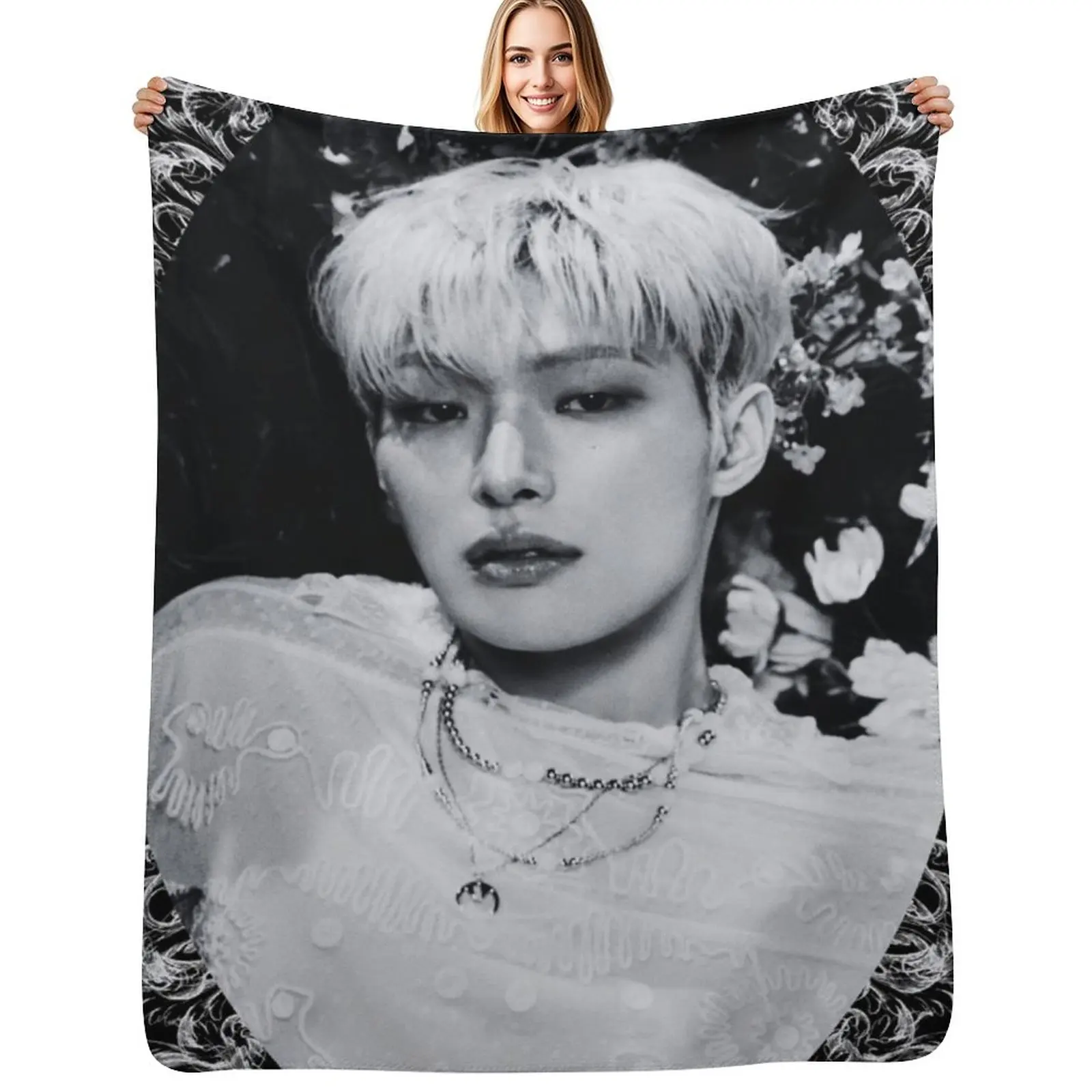 

Mingi ATEEZ Throw Blanket Kid'S Travel Shaggy Soft Plaid Blankets