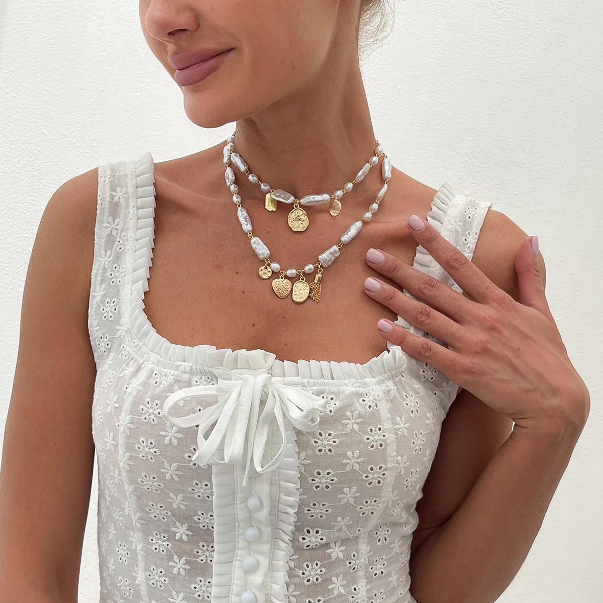 Choker Heart Pendant Baroque Faux Pearl Layered Vintage with Sturdy Adjustable Silver Chain for Women Daily Classic