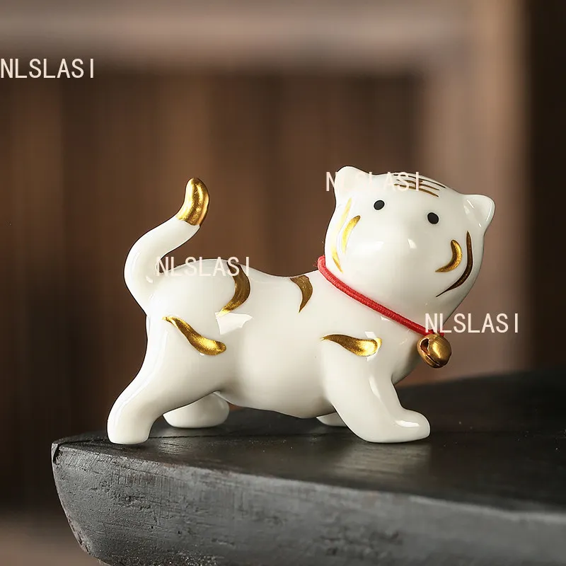 Little Tiger Tea Pet Small Household Zodiac Ornaments Chinese Desktop Can Be Used for Tea Cultivation Play Tea Set Accessories