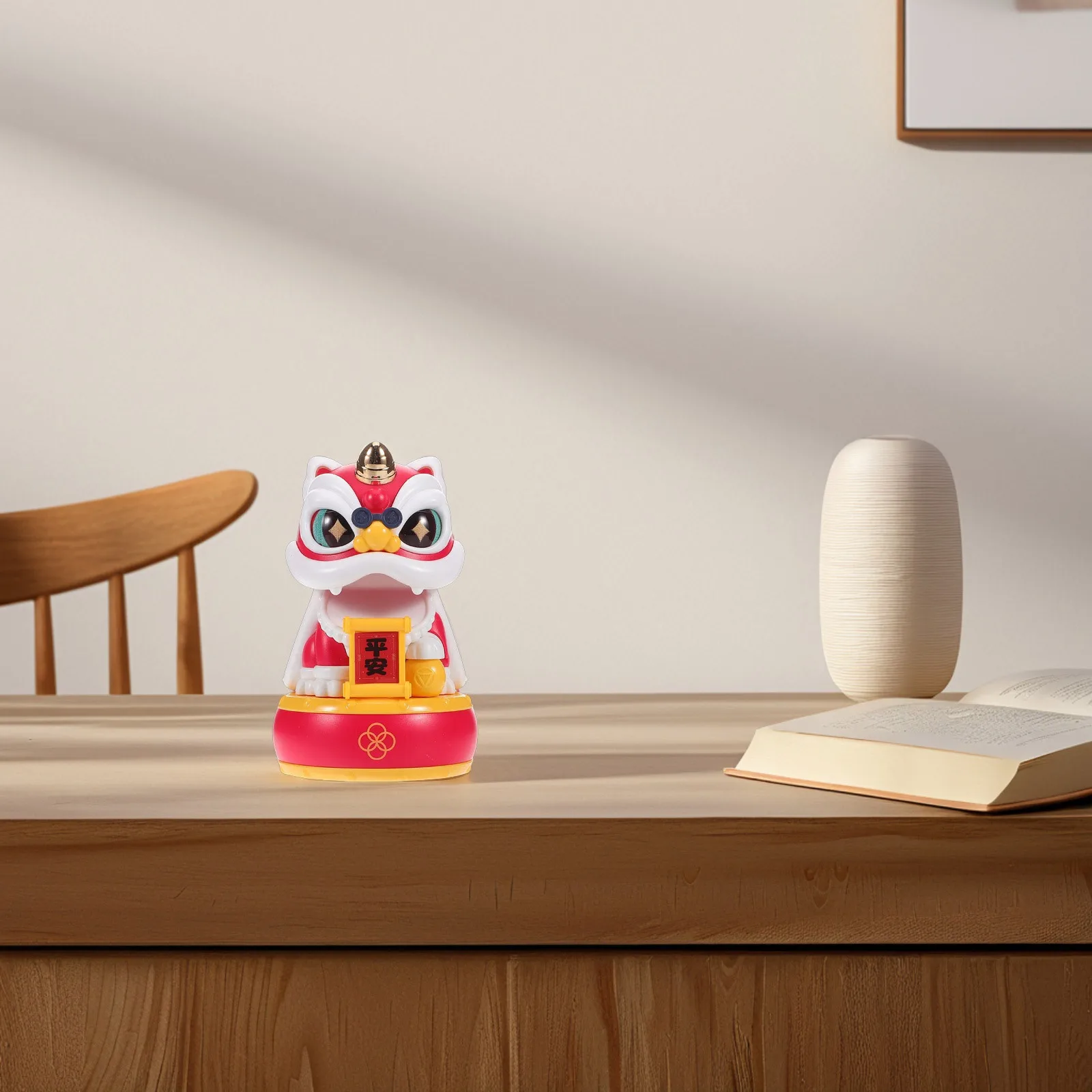 

Chinese Style Solar Lion Bobblehead Dashboard Ornament Rocking Head Statue Car Decoration Chinese New Year