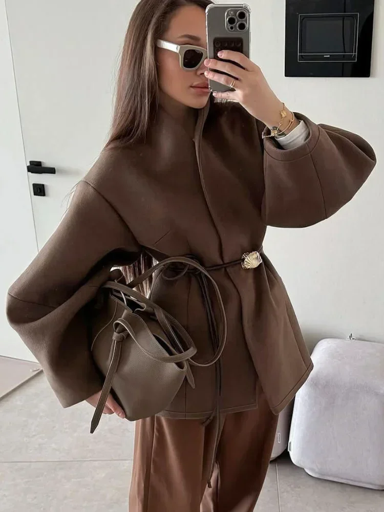 

Women's Retro Brown Woolen Overcoat Elegant Full Sleeves Waist Cinching Loose Coat 2025 New Autumn Office Lady Commute Outwear