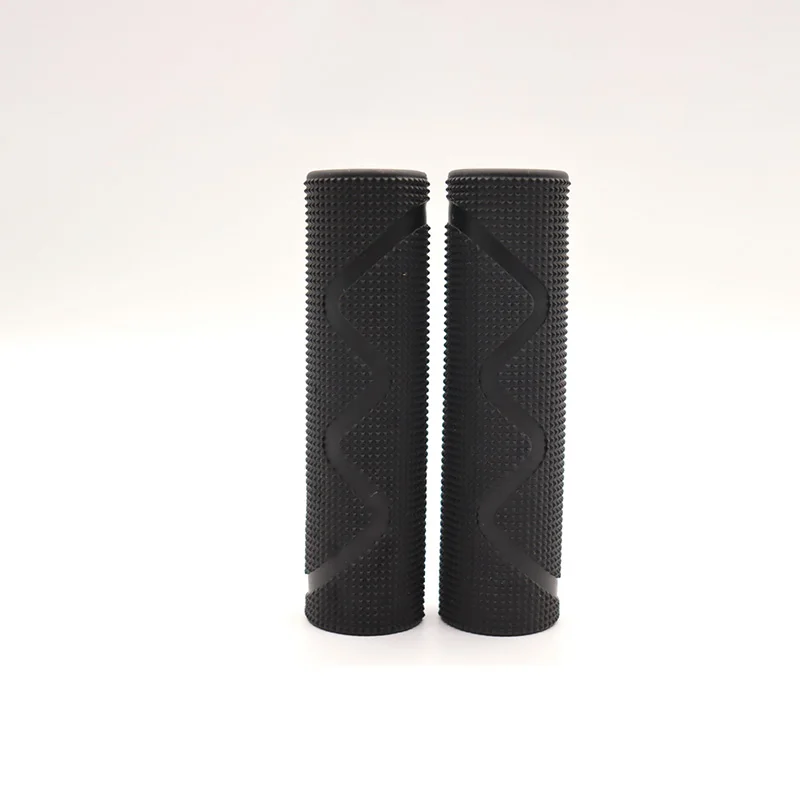 Pair of Comfortable Black Bike Handlebar Grips, 18MM Inner, 100MM Length, TPE Rubber, Non-Slip