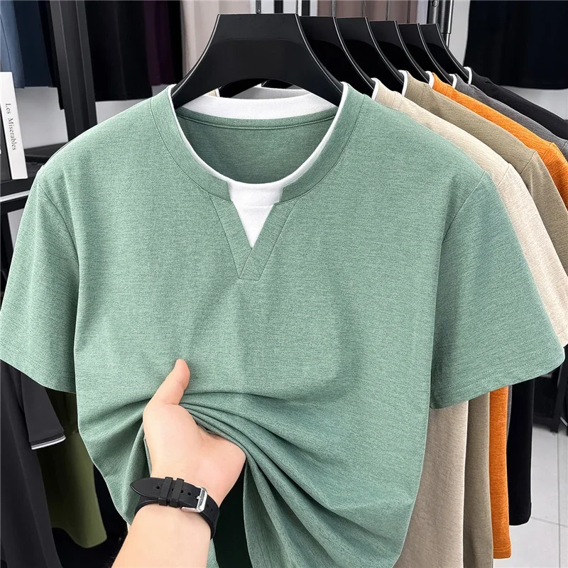 2026 New Men's Mock Neck Tee With Contrast Inner Layer Design Short Sleeve Casual And Comfortable