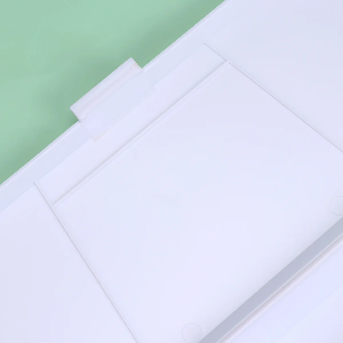 Watercolor Folding Color Mixing Box with Cover 24 Compartments Paint Box for Studio School (White)