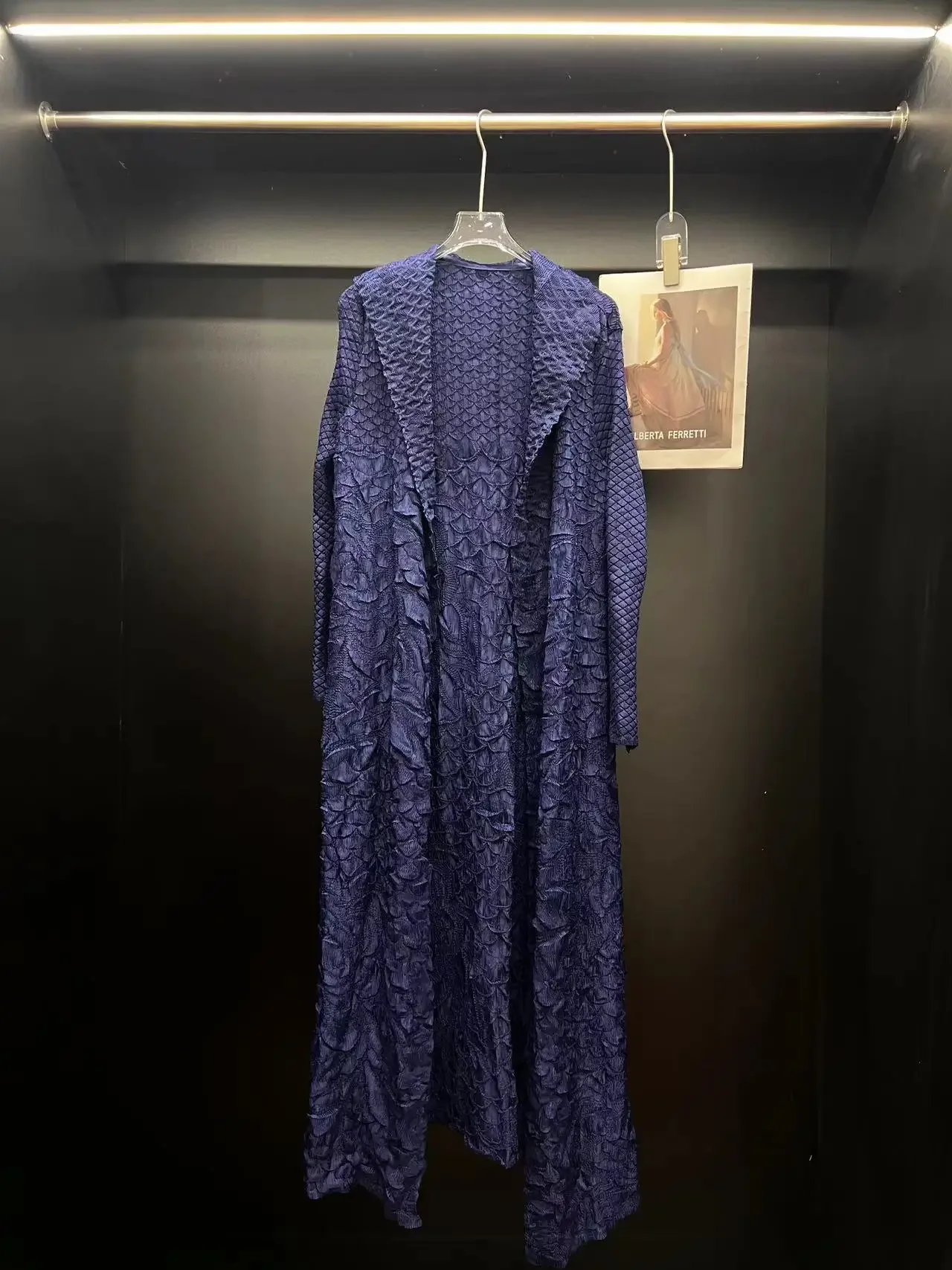 Miyake 2023 Zomer Nieuwe Mode Casual Peplum Ontwerp Gewaad Kleding Effen Kleur Geplooide Lange Mouw Vest Vrouwen Jurken