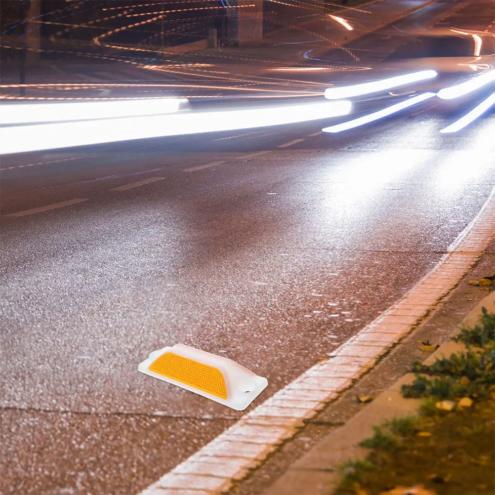4Pcs Polycarbonate Reflective Delineators Rectangular Road Markers for Driveway Entrance Highway Edge Safety Pavement Reflectors