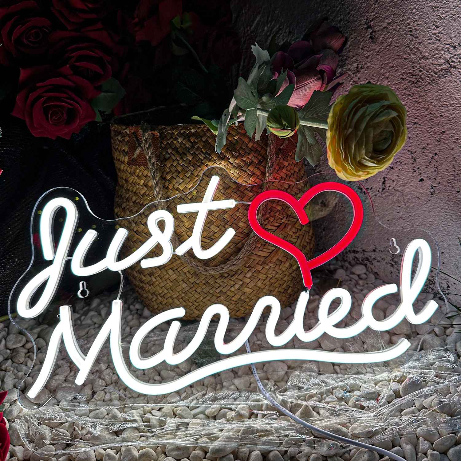 

Just Married Neon Sign Wedding Birthday Valentines Day Party Engagement sign Personalized Led Light store Bedroom art Wall Decor