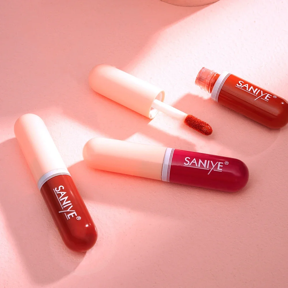 Saniye ลิปกลอสเคลือบกำมะหยี่กันน้ำติดทนนานสีแดงของเหลวไม่ติดถ้วยลิปสติกเคลือบสีง่าย