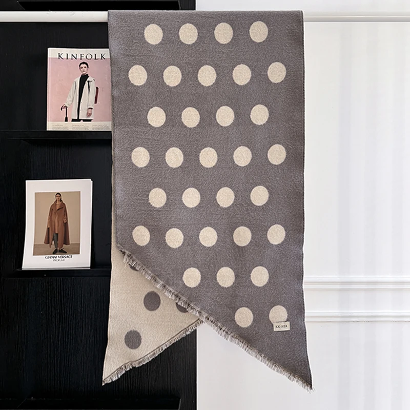 Damen-Kaschmirschal der Luxusmarke 2025, warmer Winter-Pashmina-Schal mit Quasten, gestreift und gepunktet, bedruckt, Foulard und Poncho – Detail 6