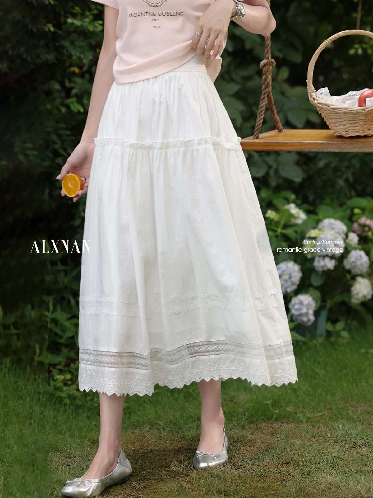 

ALXNAN Women's White Shirt Elegant Casual A-line Long Lace Skirts 2025 Summer Loose-fit Elastic Waist Female Clothing L558115