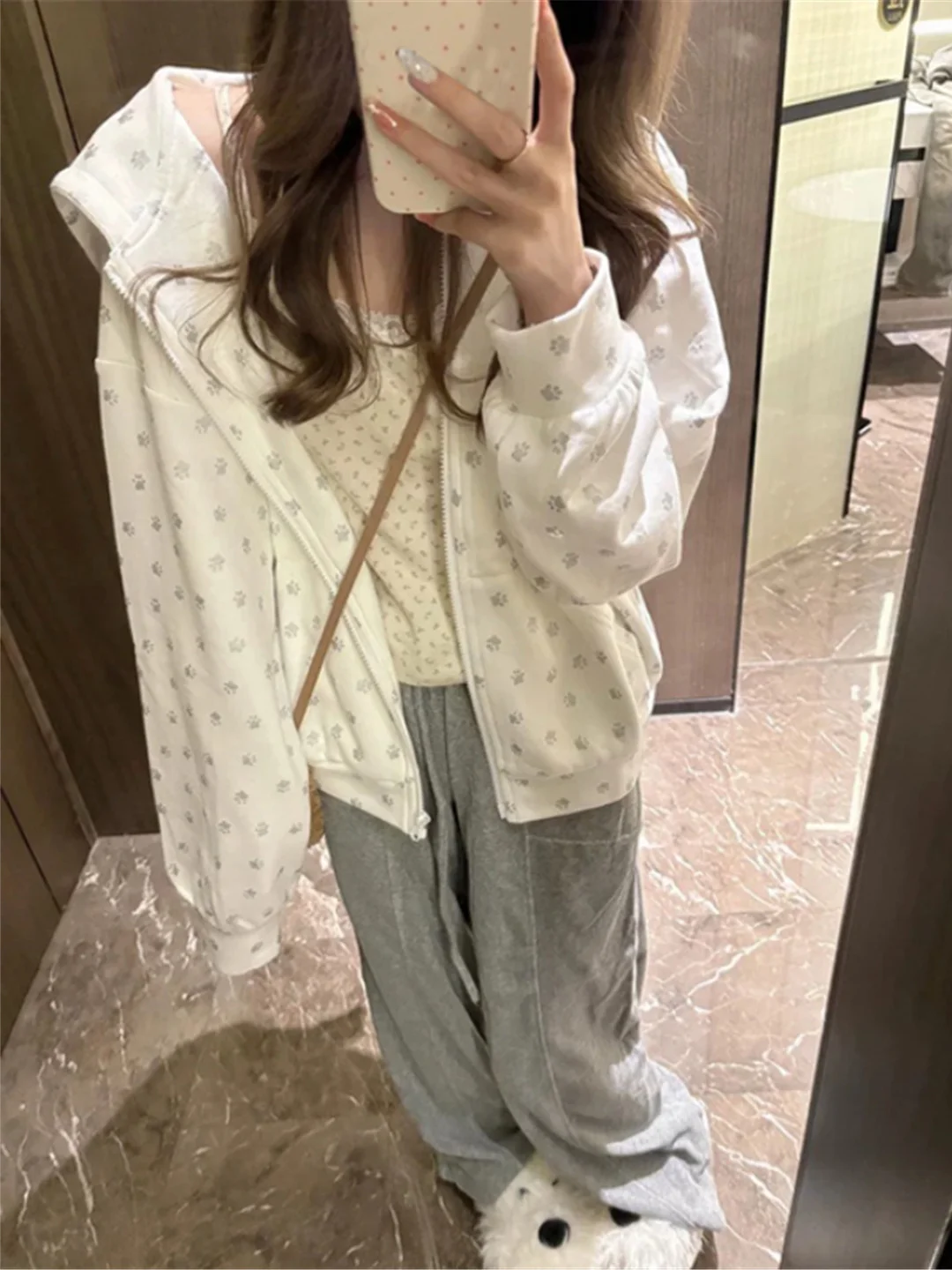 

Хлопковые толстовки с капюшоном, капельная одежда, женская короткая эластичная без шапочки-основы с граффити, супер большие цвета кампуса, лето