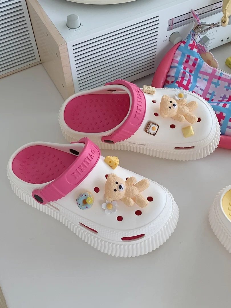 Cute Bear DIY Hole Garden Shoes Female Slippers 2023 Summer Soft Thick Sole EVA Wearing Cute Beach Sandals