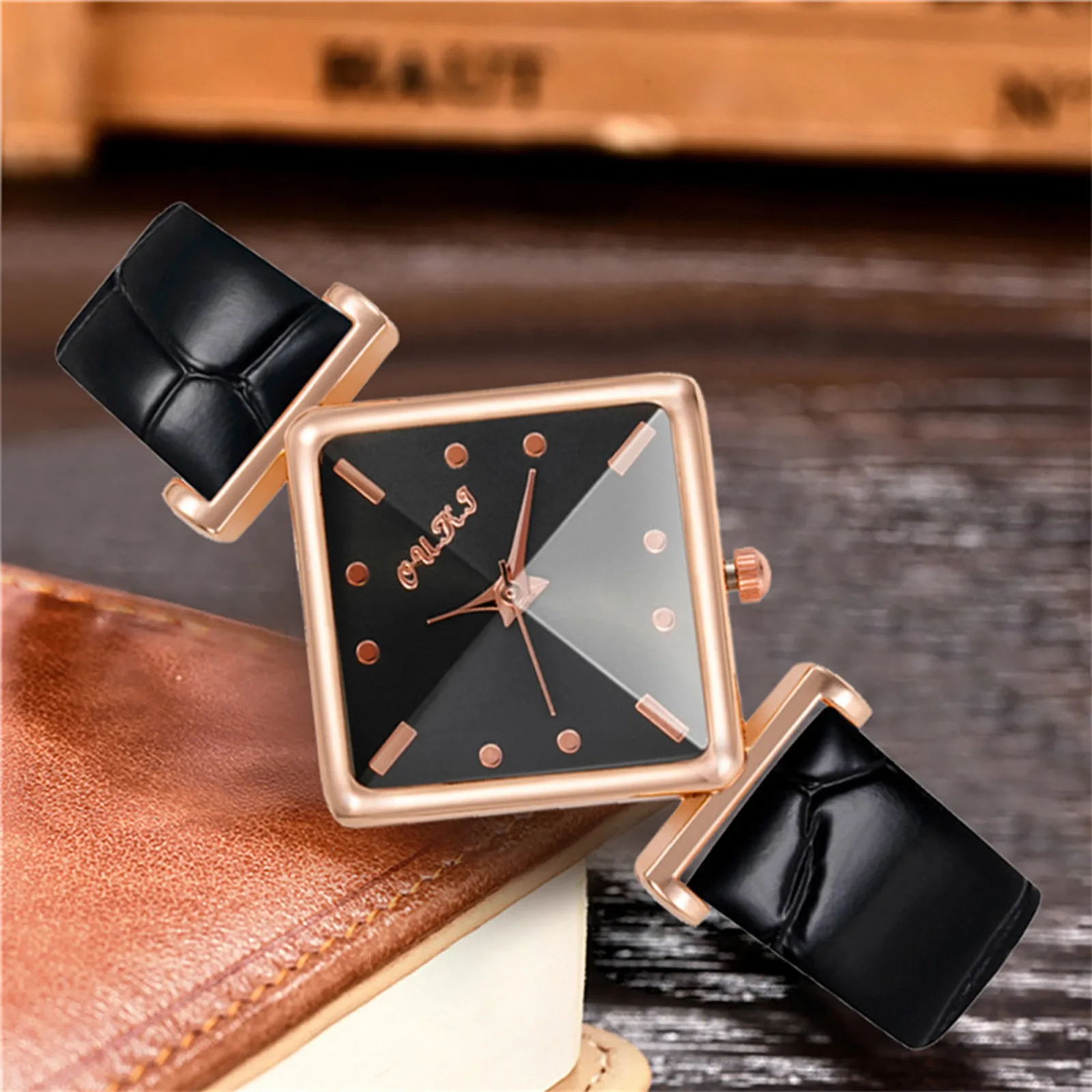 Fashion Rhombus Design Watch For Women Vintage Leather Belt Watch Watch Fashion Casual Ladies Watch 2023 Montres Femmes