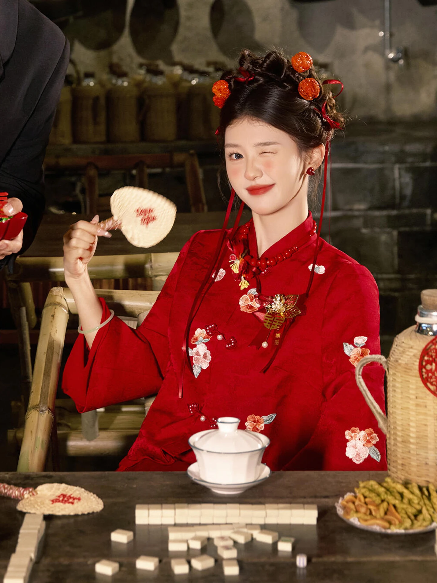 

Свадебное платье Materni с длинными рукавами для помолвки, китайский стиль, для невесты, осень-зима, с завышенной талией, А-силуэт, юбка