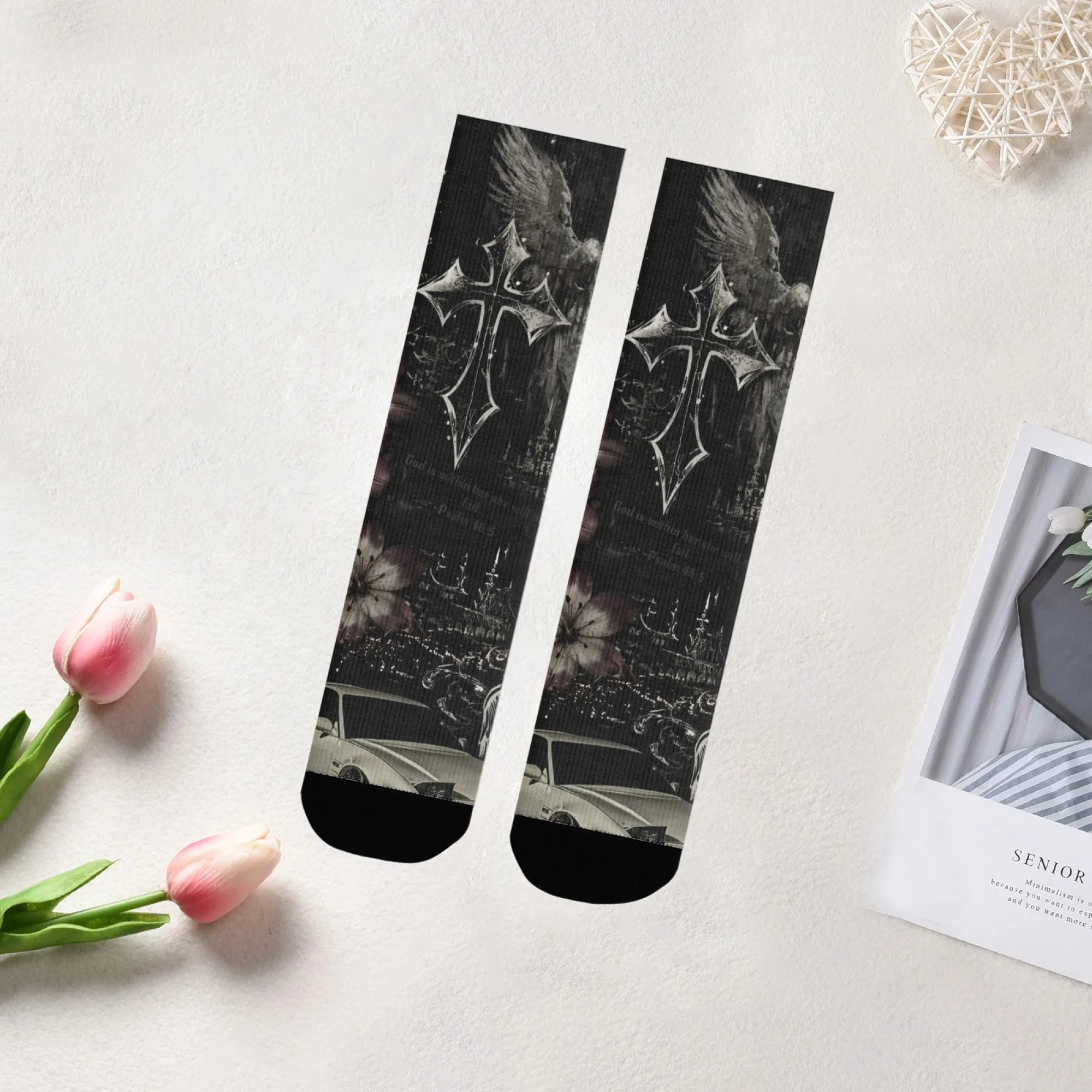 Dark Gothic Cross Angel Socks Soft Comfortable Skin-Friendly Men's Socks Outdoor Sports Fitness Trendy Grunge Compression Socks