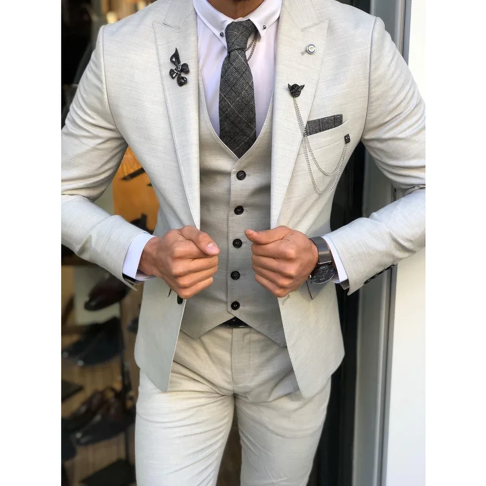 

Light Gray Suits for Men 3 Piece (Blazer+Vest+Pants) Fashion Peak Lapel One Button Formal Outfits Prom Party Wedding Tuxedo