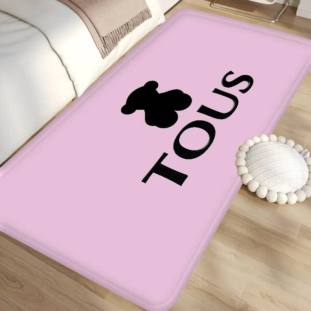 Cute T-Touses Bear …