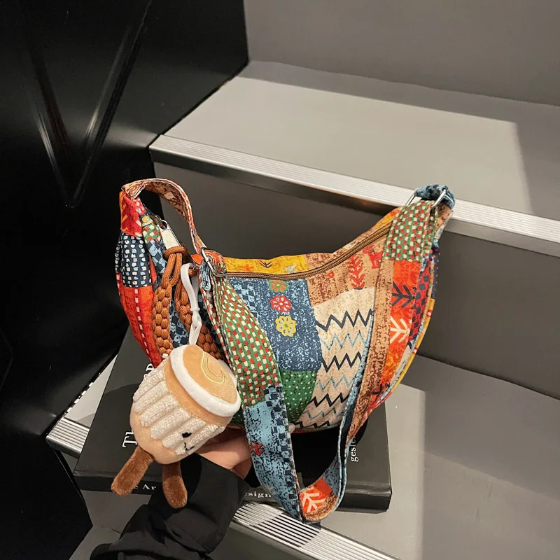 Contrast Color Painted Ethnic Style Dumpling Bag 2026 New Textured Casual Unique Fabric Bag Fashion Shoulder Crossbody Bag