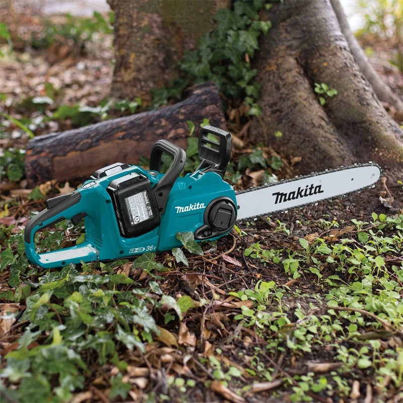 Makita XCU04PT1 36V (18V X2) LXT ®   Zestaw bezszczotkowej piły łańcuchowej 16" z 4 bateriami (5,0 Ah)