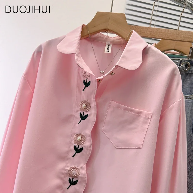 DUOJIHUI bahar pembe Chic çiçek düğmesi tatlı gevşek kadın gömlek yeni Vintage katı renk moda basit rahat S-XL kadın gömlek