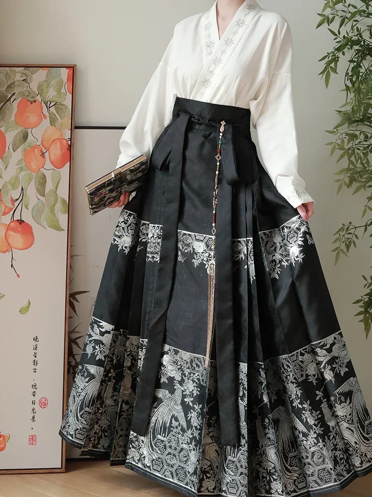 

Original Hanfu Skirt Chinese Style Costume Mamianqun Ming Dynasty Weaving skirt woman Daily Horse Face Pony Skirt