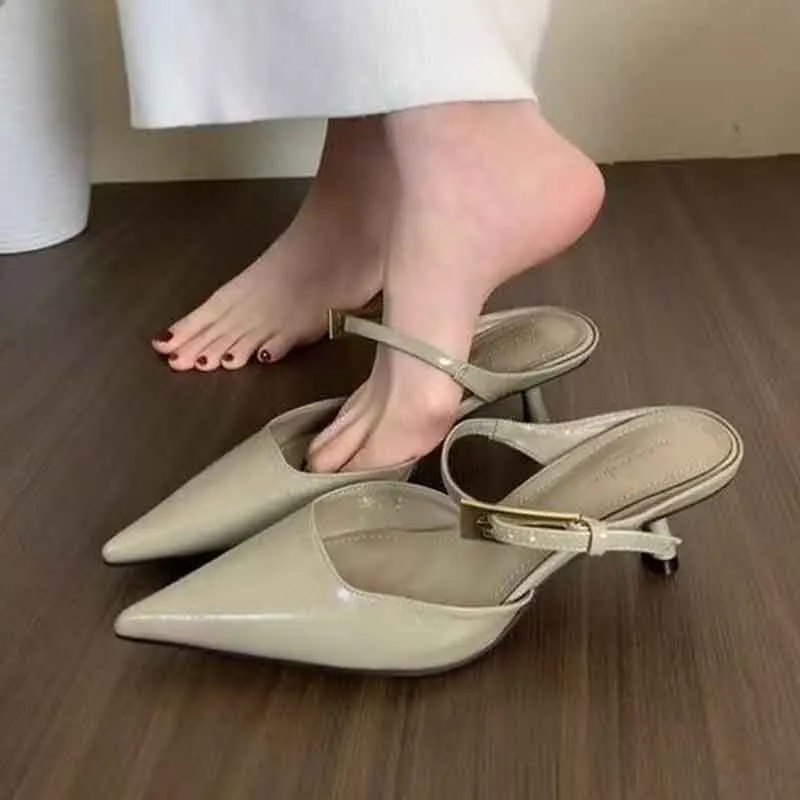 

Женские туфли на высоком каблуке с острым носком, сандалии-мюли с ремешком на пятке, сексуальные женские туфли, летние кожаные мюли-шлепанцы класса люкс 2026