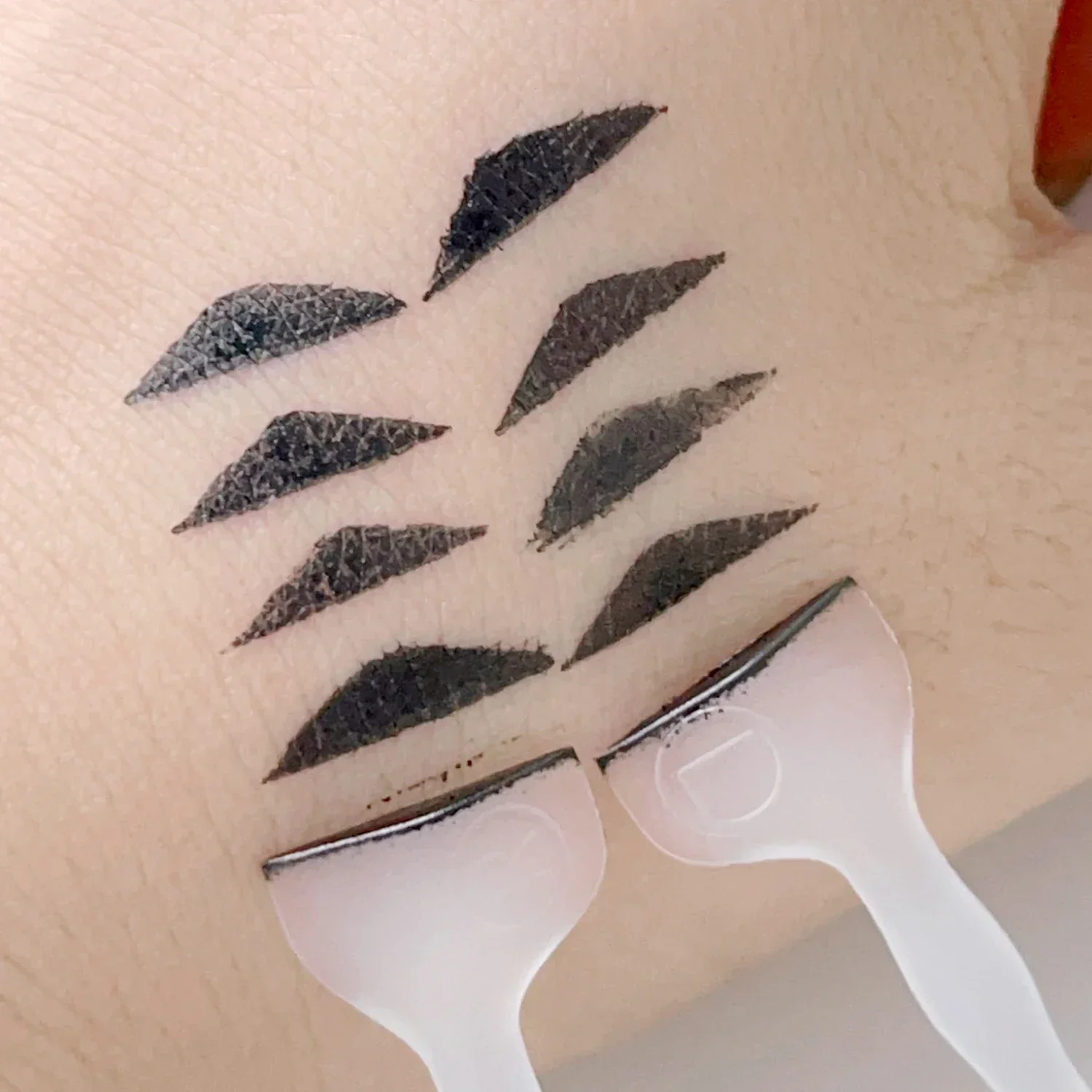 Wasserdichter, einfacher Eyeliner-Stempel, langlebige, doppelseitige Wimpernvorlage mit Tintenpaste, schwarzer Eyeliner-Stempel für Anfänger