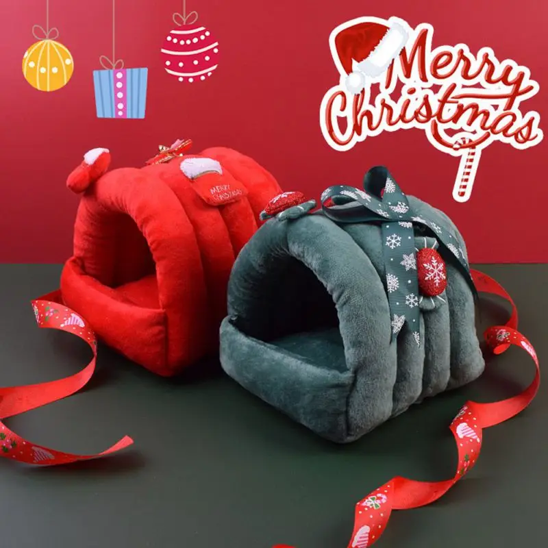 Small Animal Winter Bed Plush House Hideout Christmas Design Cage Decor For Ferret Parrot Hamster Playing Hiding Mat