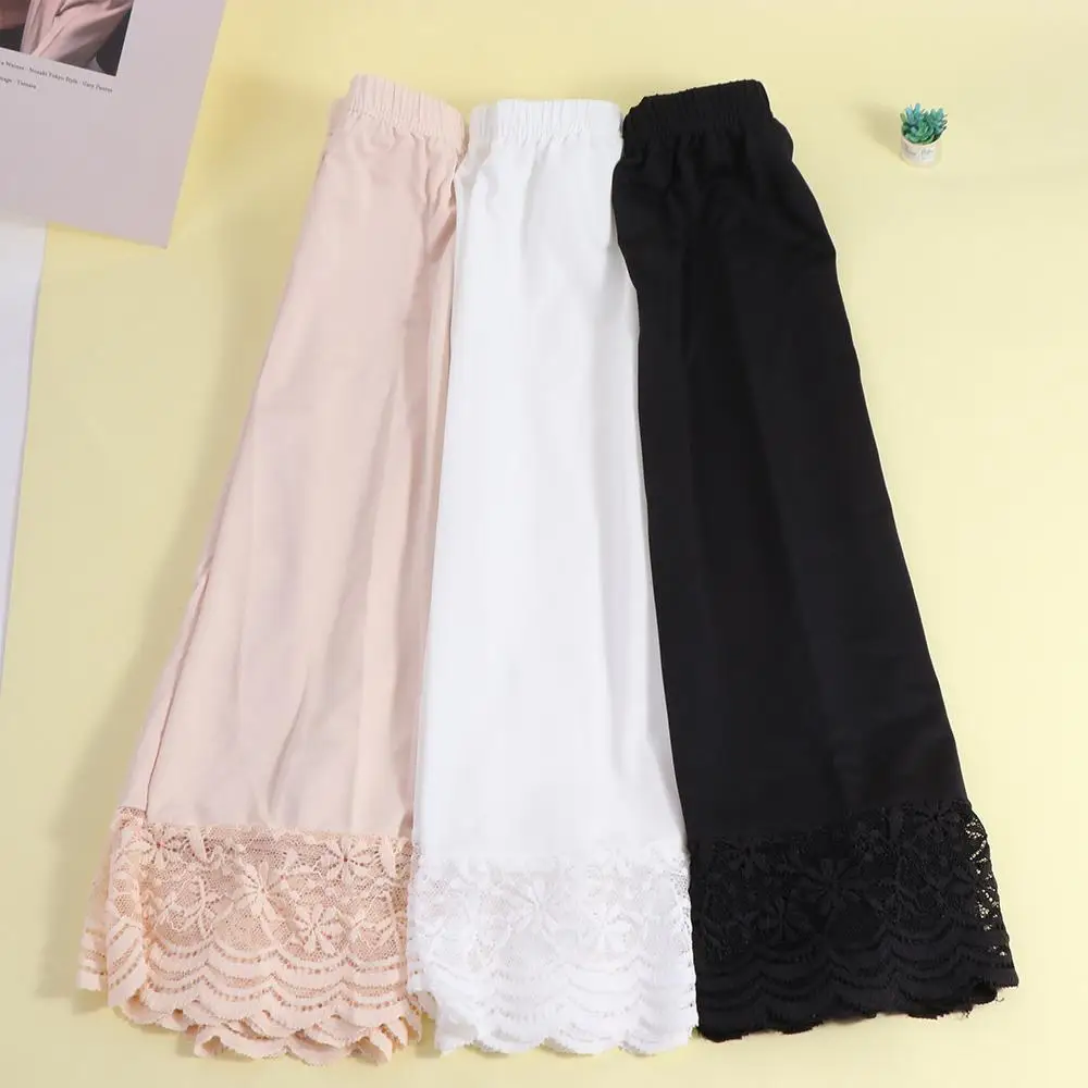 กระโปรงซับในผู้หญิงแบบลูกไม้ลายดอกไม้ ความยาวครึ่งตัว สีพื้น ทรงหลวม