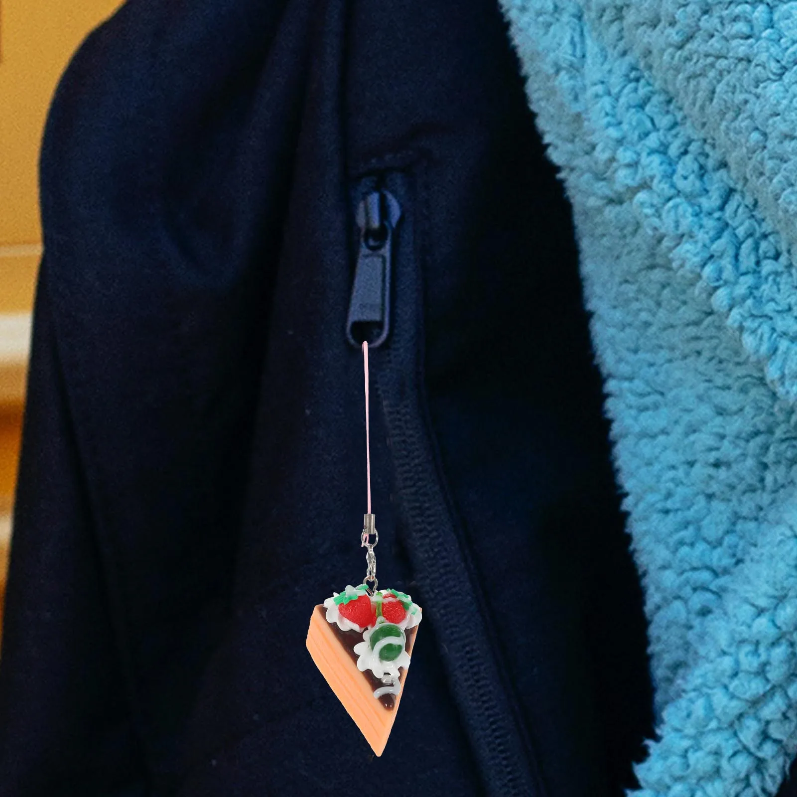 5pcs Strawberry Cake Key Chain PVC Lightweight Durable Funny Child Artificial Ring Bright Small Protect Keys Bag