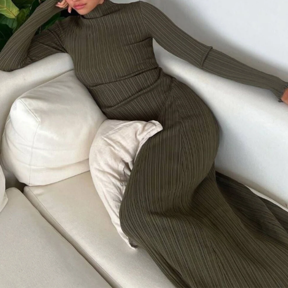 Women's European And American Style Knitted Fungus Dress Autumn Winter High Collar Slimming Long Skirt