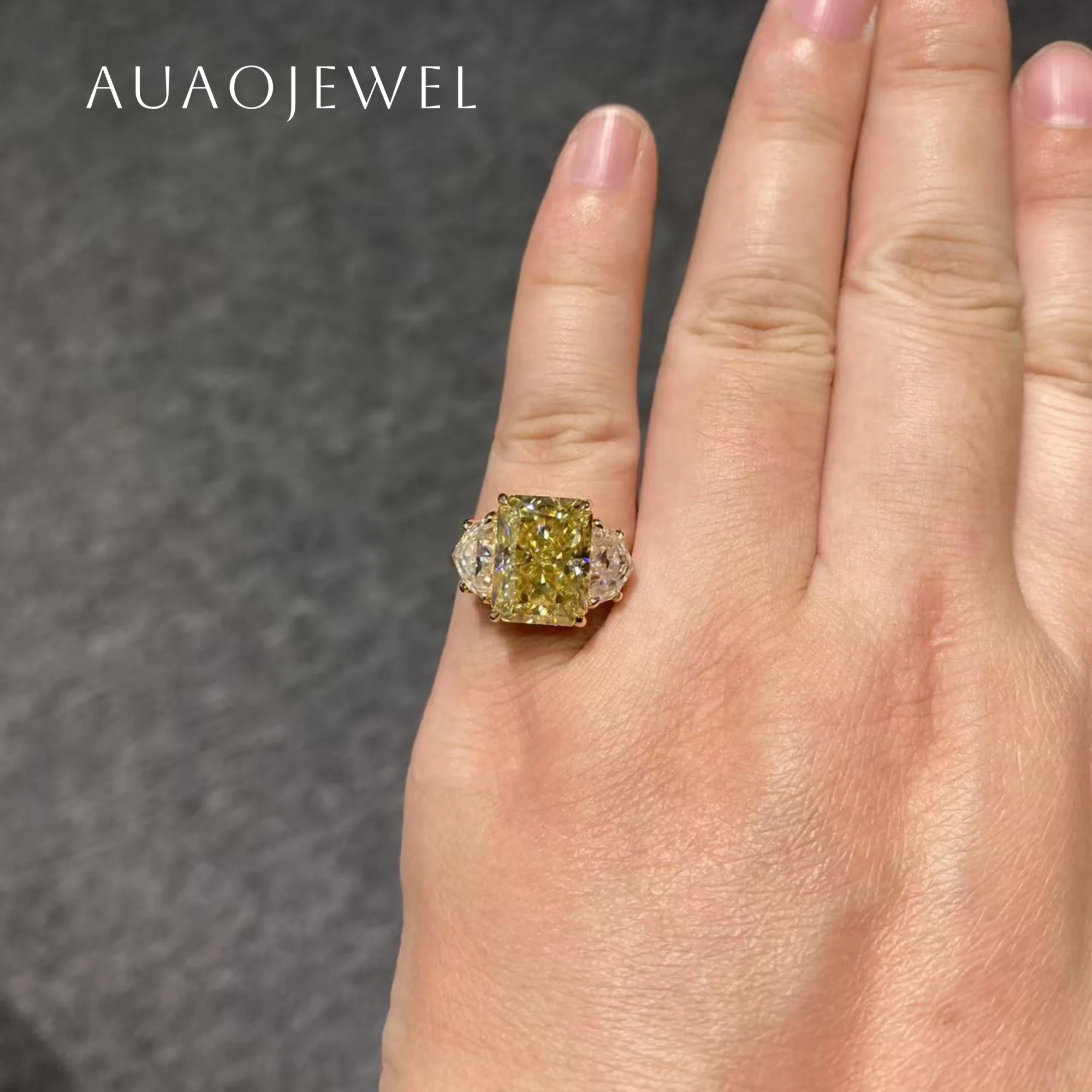 

AUAOJEWEL 5Carat Yellow Moissanite Ring With Certificate 8.3X11.25Mm Radiant Cut Women Luxury Accessories Anniversary Gift