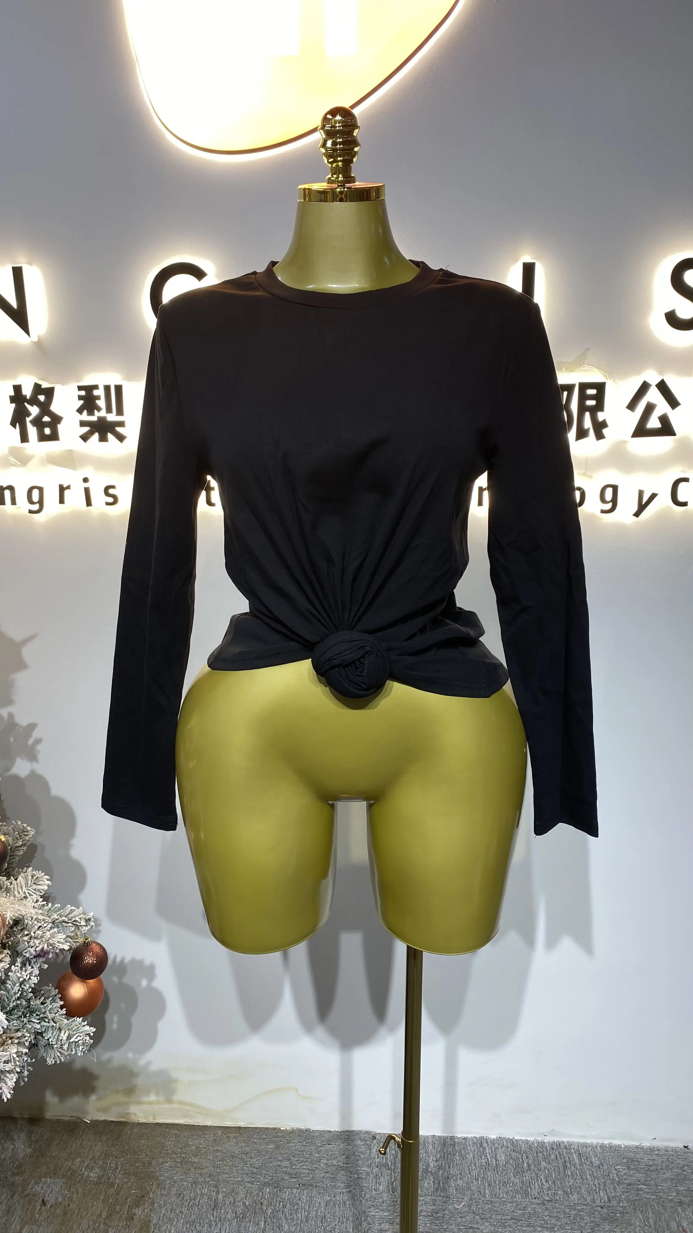 

Soft women's long-sleeved yoga wear wholesale, girls' sports shirt, spandex, fitness activity T-shirt-GZXX342