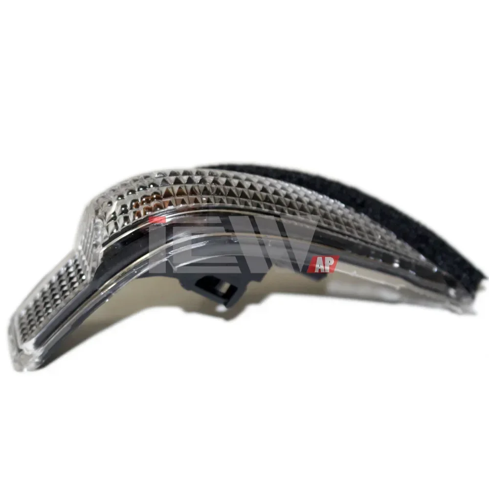 81730-52100  / 81740-52050 Right & Left  Side Mirror Light Turn Signal Lamp For Toyota COROLLA CAMRY YARIS Prius C Avalon