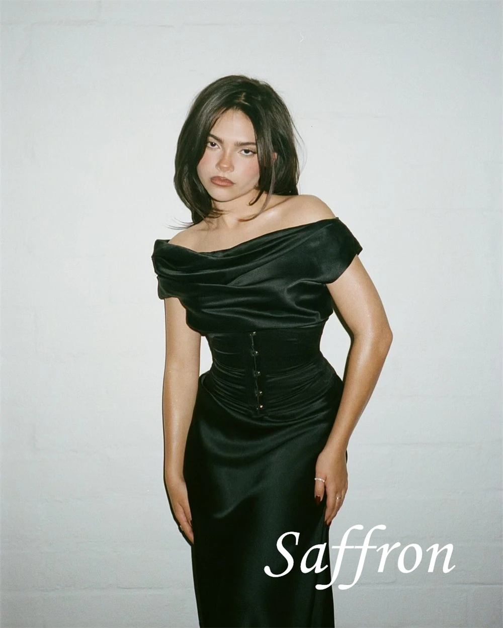 Customized Graceful Off the Shoulder Evening Dress Delicate Buttons Celebrity Gowns High Quality Satin Mermaid Party Dress