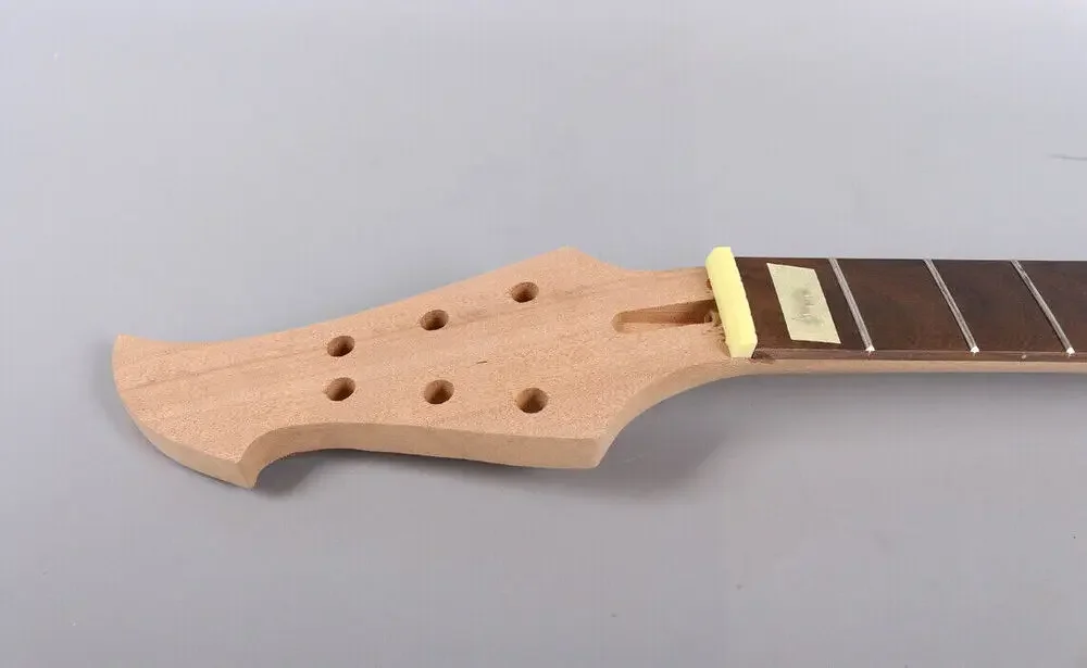 

22 Fret Guitar Neck Rosewood Fretboard No Inlay Unfinished 30 Inch Scale Bolt on Style Guitar Replacement Fire Bird Head