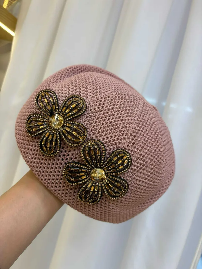 Elegante französische Blumen-Baskenmütze mit Aushöhlungen für Damen – Sommerliche koreanische Mode, süße, vielseitige Stewardess-Mütze, Künstlerhut – Detail 4