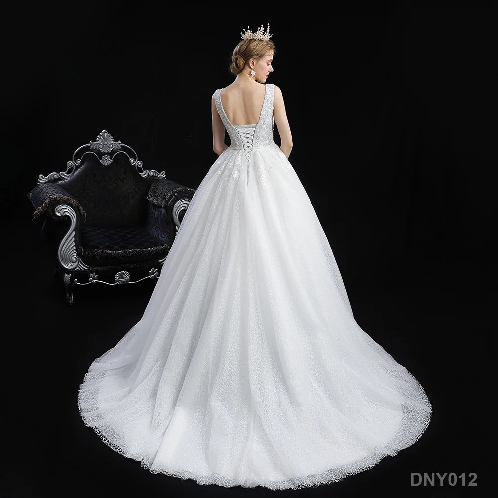 Summer Style Sleeveless Embroidery White Bridal Gown Long Glitter Wedding Dress With Train