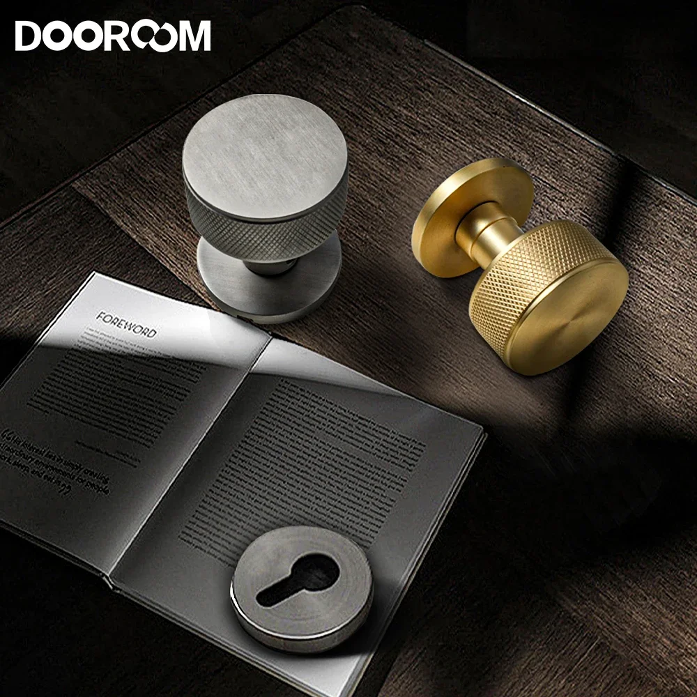 Customized brass handle and lock body, please consult customer service before purchasing