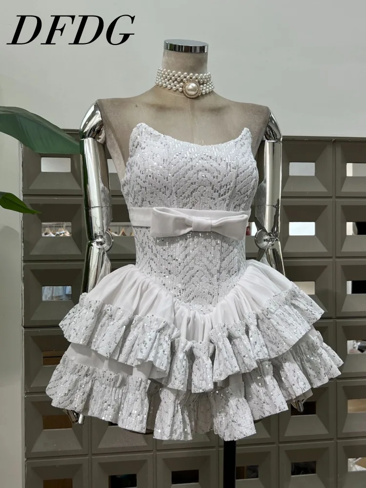 ชุดเดรสผ้ากำมะหยี่แบบปะติดปะต่อสำหรับผู้หญิง DFDG ปี 2025 ทรงคอร์เซ็ท สายเดี่ยว ช่วงเอวทรงวี เหมาะสำหรับงานแต่งงาน งานปาร์ตี้ริมชายหาด งานเลี้ยงตอนเย็น ชุดเดรสออกแบบโดยดีไซเนอร์ สำหรับฤดูใบไม้ผลิและฤดูร้อน