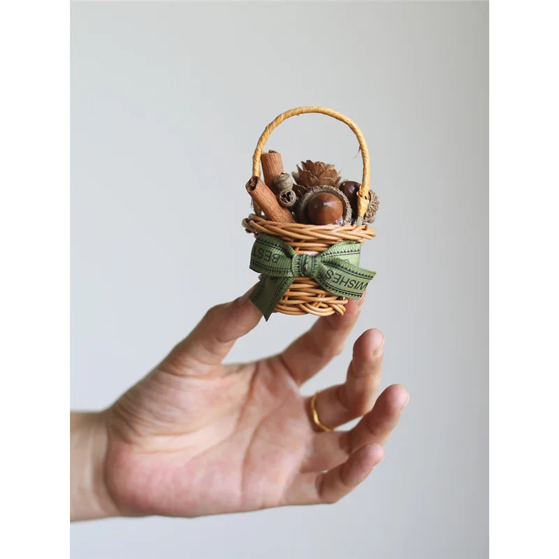 Advanced Pinecone Cinnamon Dried Flower Car Air Freshener Basket Diffuser Gift Auto Interior Vent Decor Ornament