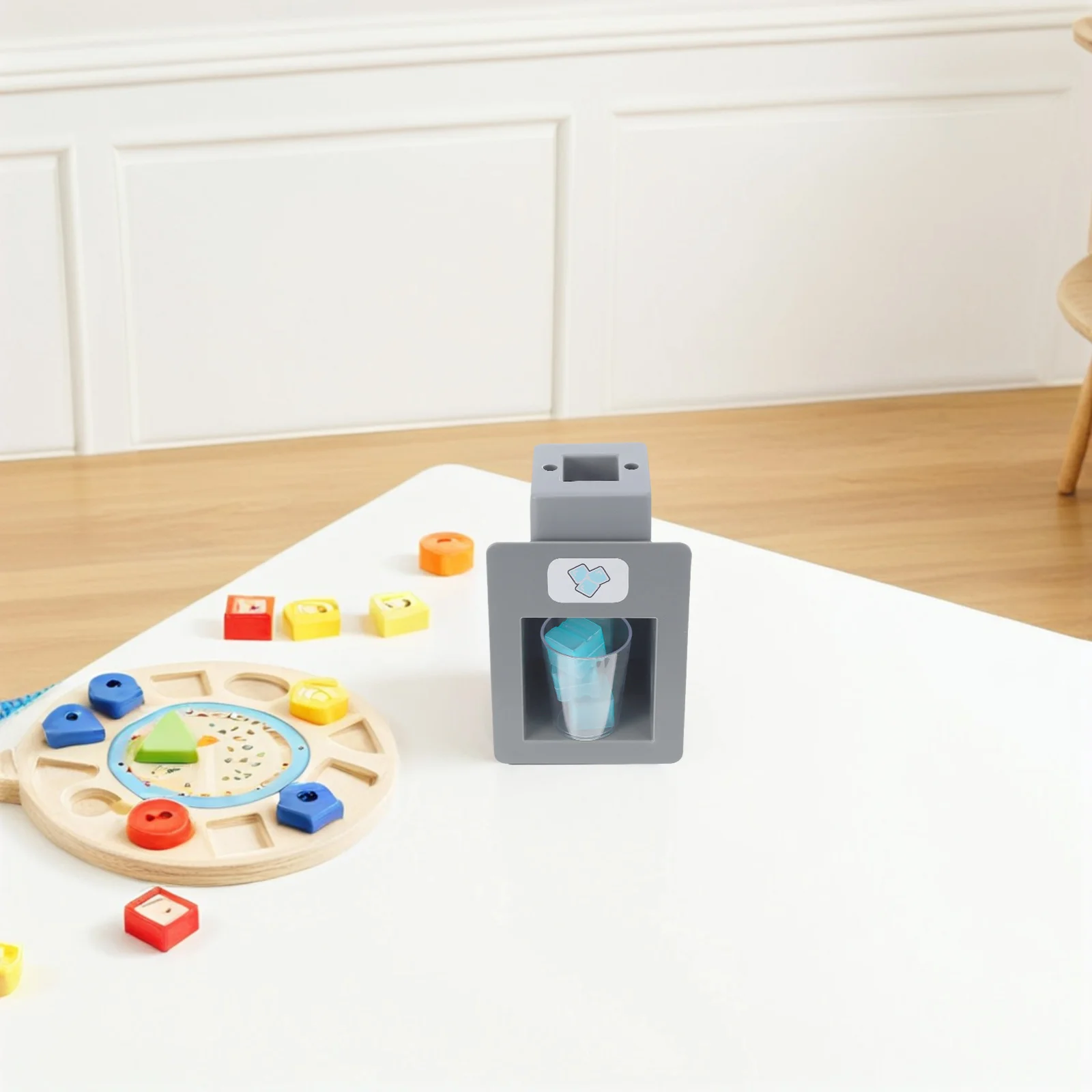 Máquina de gelo interativa para crianças, corpo cinza, copo transparente, simulação realista de fazer gelo, aparelho de cozinha