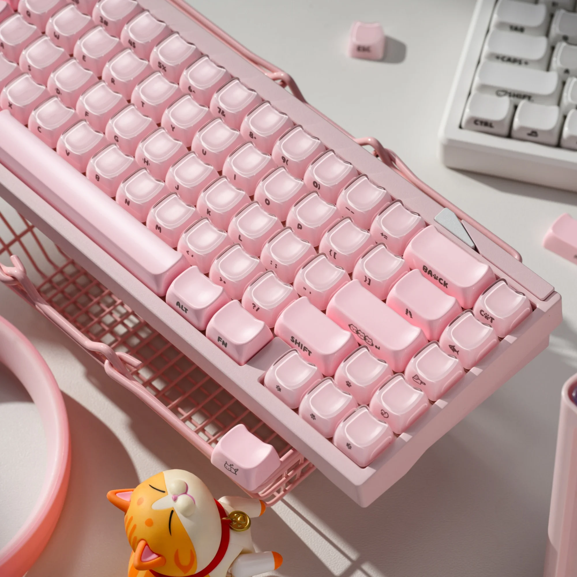 

Pink Jelly Crystal Cat Keycaps Cute Cat Head Design 119 Keys Kawaii Style Key capFor Mechanical Keyboard