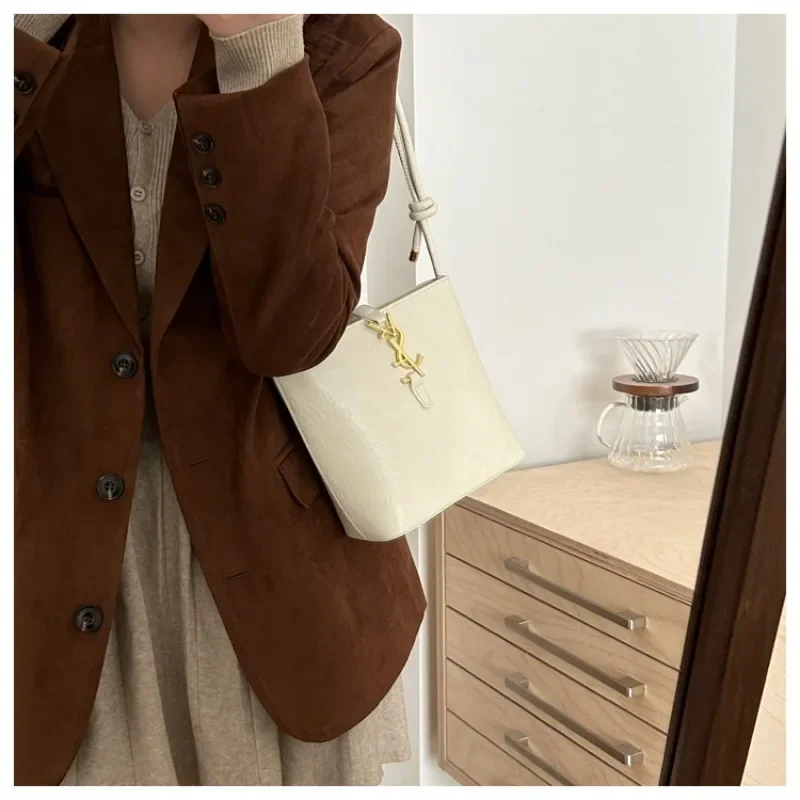 حقيبة يد مصممة بإصدار محدود للسيدات، حقيبة حمل بتصميم جديد 2025 مع حقيبة كروس فاخرة وفريدة من نوعها ذات طراز راقي #6