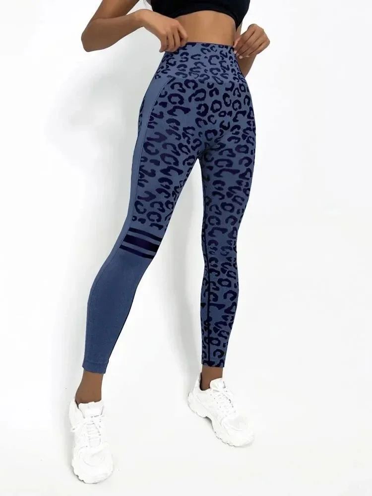 Pantaloni da Yoga senza cuciture leopardati da donna vita alta sollevamento dell'anca miele pesca pantaloni da Fitness tuta da Yoga pantaloni sportivi da corsa stretti