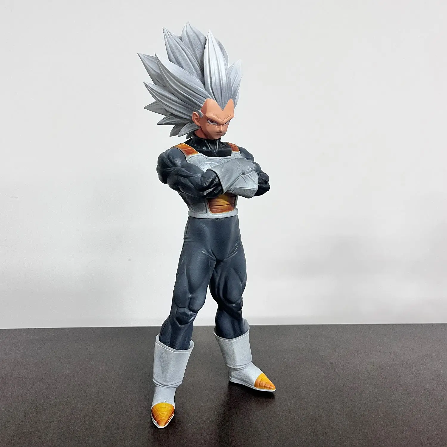 

VF Studio Dragon BallZ третья форма Vegeta SSj3 goku Стволы 12,99 дюйма/33 см можно перемещать ПВХ разноцветную фигурку ужасные игрушки подарки